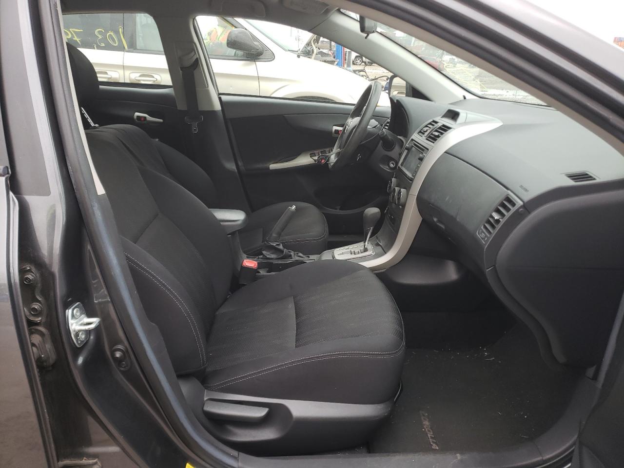 Photo 5 from auction – 2013 TOYOTA COROLLA BA with VIN 2T1BU4EE0DC968975