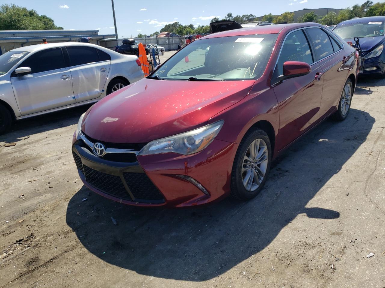 Photo 2 from auction – 2017 TOYOTA CAMRY LE with VIN 4T1BF1FK4HU773124