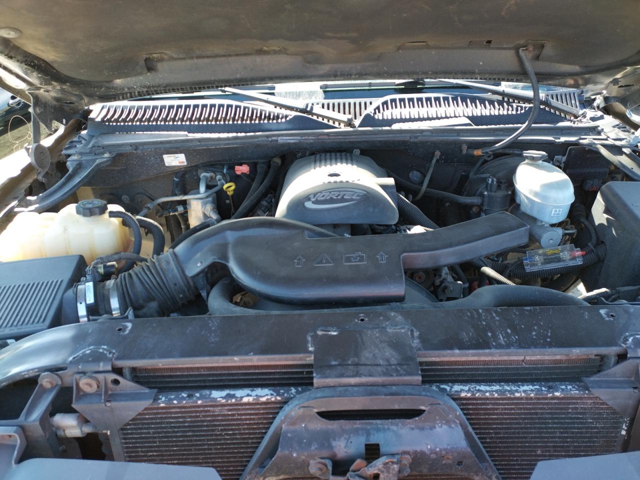 Photo 7 from auction – 2004 CHEVROLET SILVERADO with VIN 1GCEC19V04E383061
