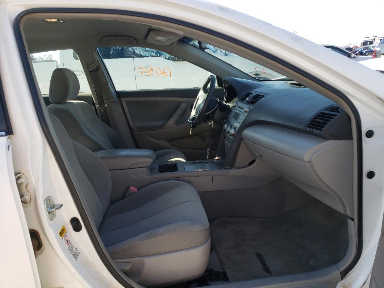 Photo 5 from auction – 2009 TOYOTA CAMRY BASE with VIN 4T1BE46K99U824932