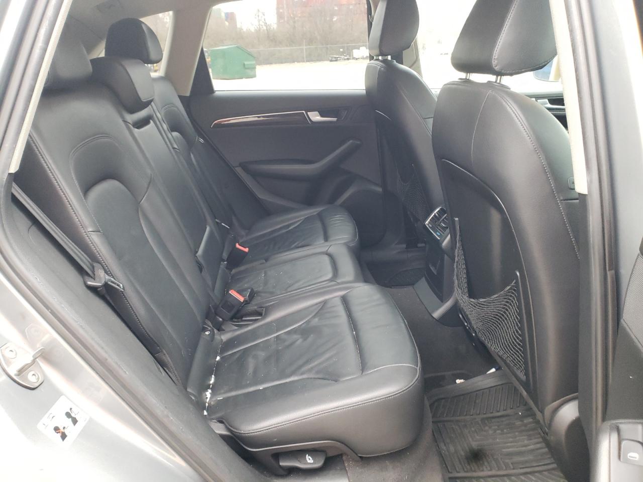 Photo 6 from auction – 2011 AUDI Q5 PREMIUM with VIN WA1CFBFP7BA059260