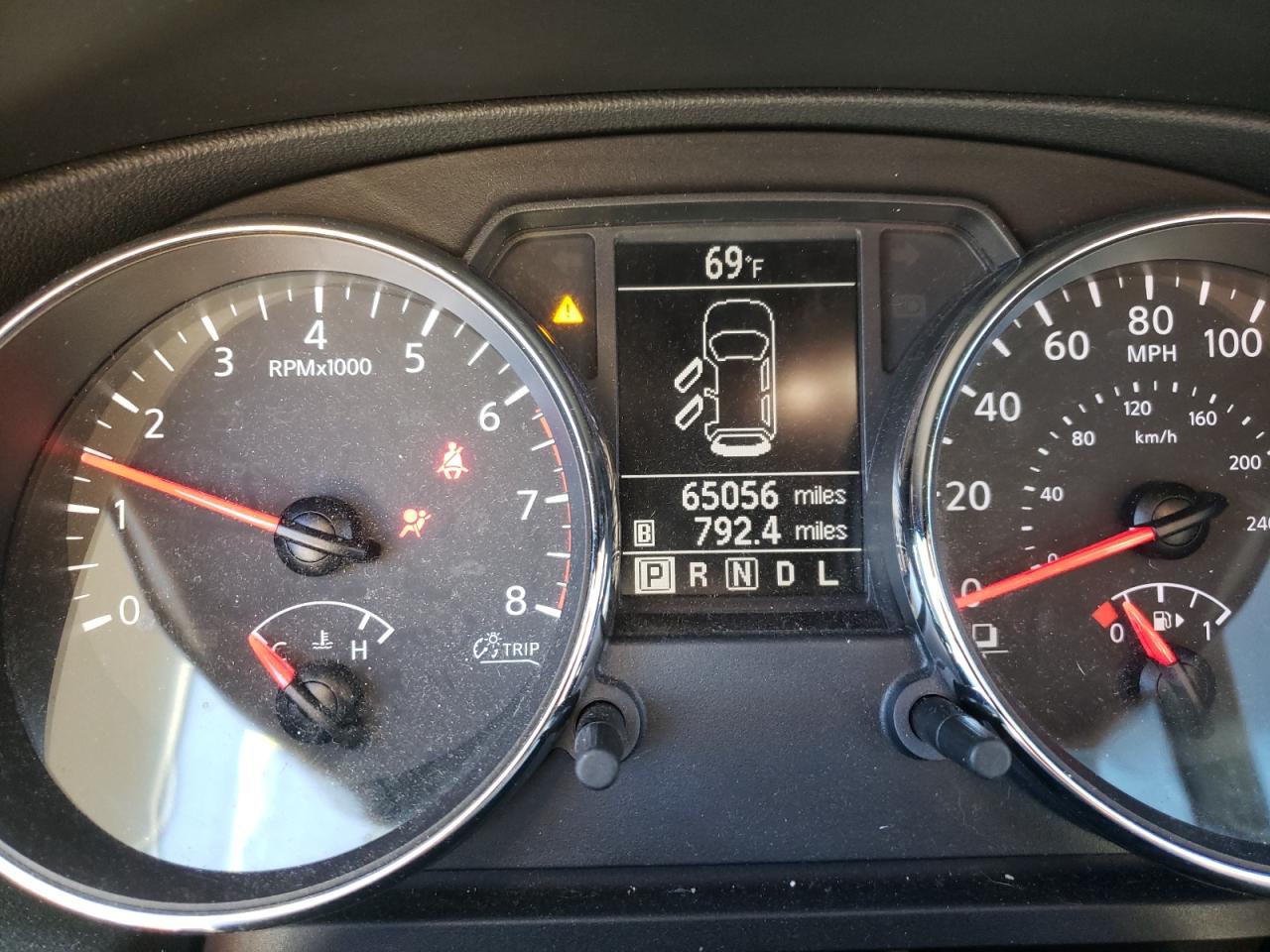 Photo 8 from auction – 2013 NISSAN ROGUE S with VIN JN8AS5MT4DW542855