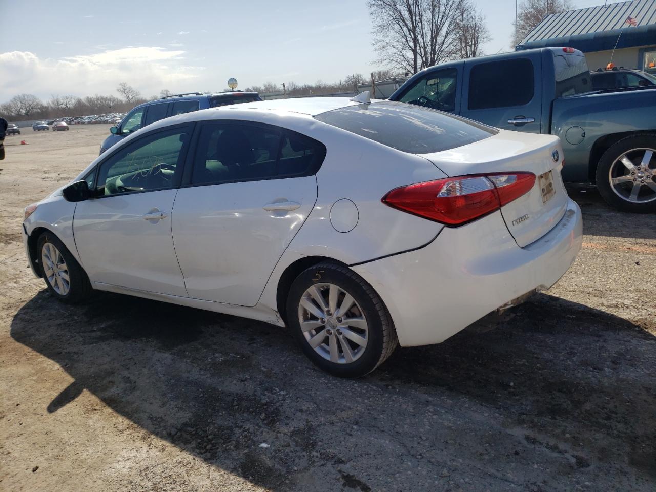 Photo 3 from auction – 2016 KIA FORTE LX with VIN KNAFX4A61G5516538