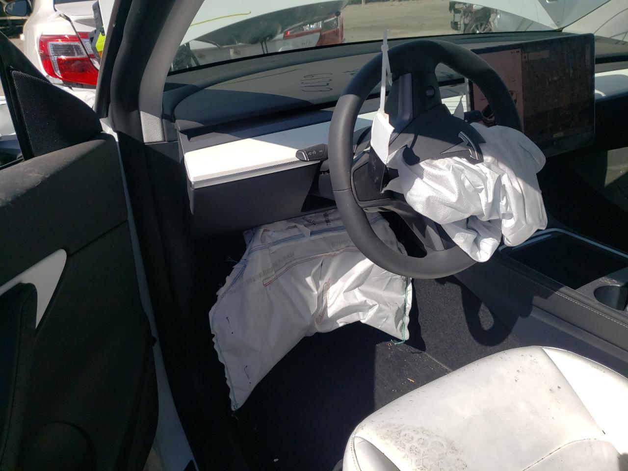 Photo 9 from auction – 2021 TESLA MODEL Y with VIN 5YJYGDEEXMF202717