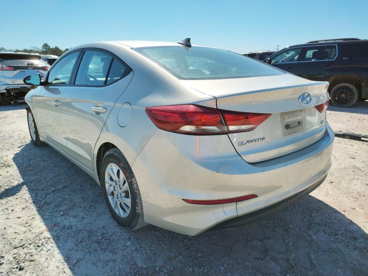 Photo 3 from auction – 2017 HYUNDAI ELANTRA SE with VIN 5NPD74LF3HH178293