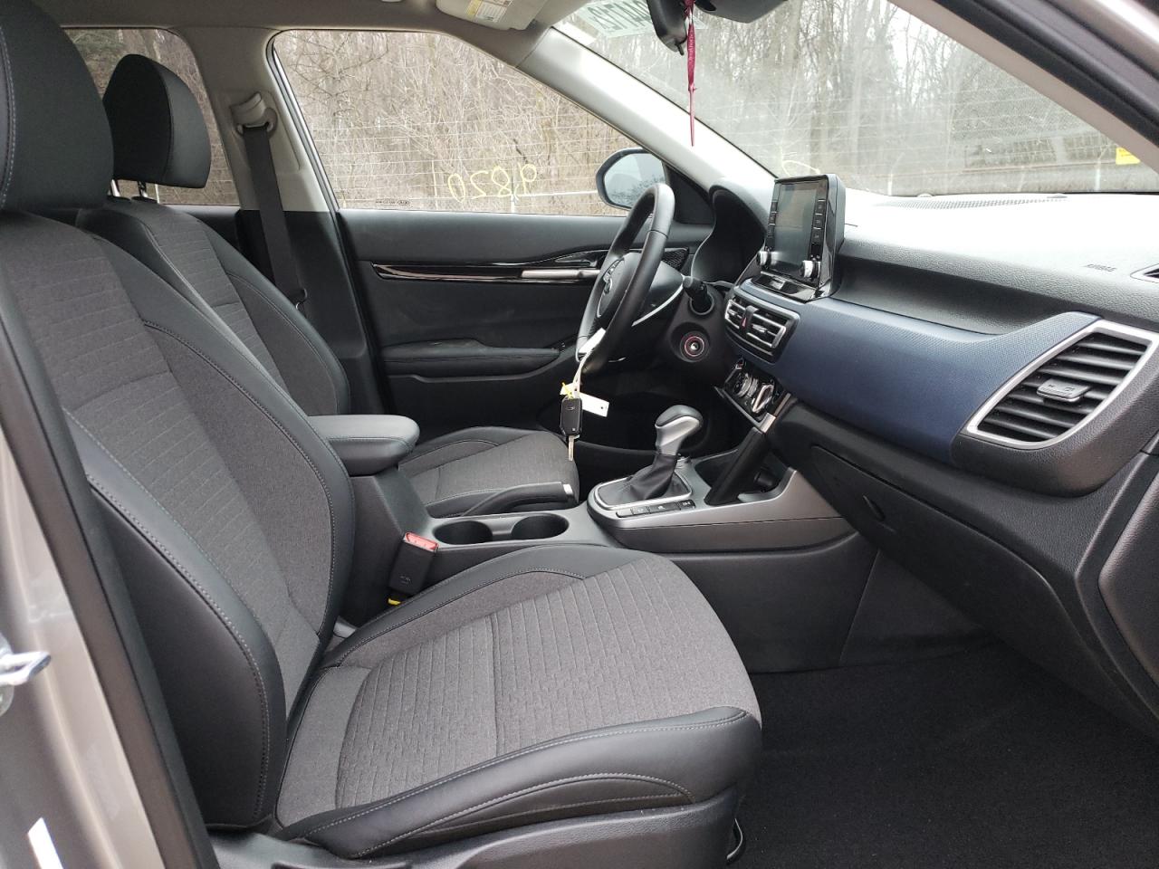 Photo 5 from auction – 2021 KIA SELTOS S with VIN KNDEUCAA2M7232292