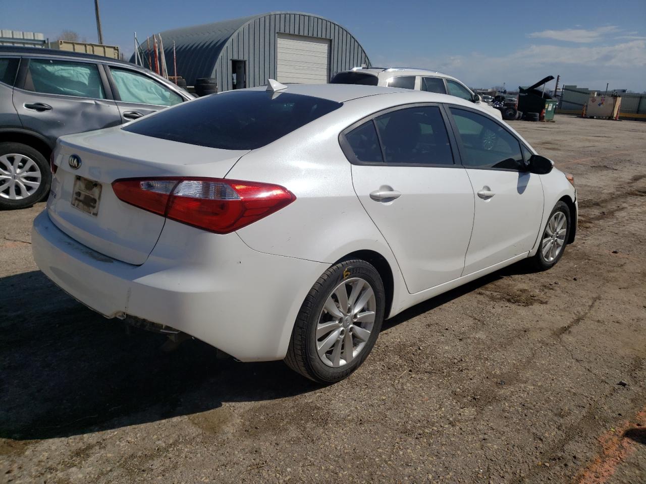 Photo 4 from auction – 2016 KIA FORTE LX with VIN KNAFX4A61G5516538
