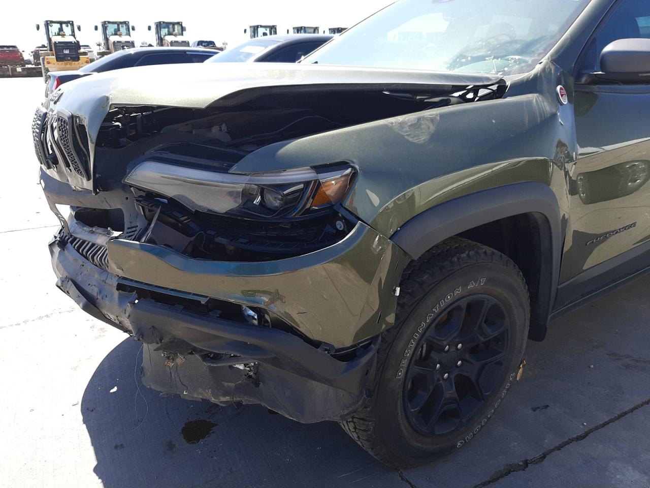 Photo 9 from auction – 2019 JEEP CHEROKEE T with VIN 1C4PJMBX0KD462910