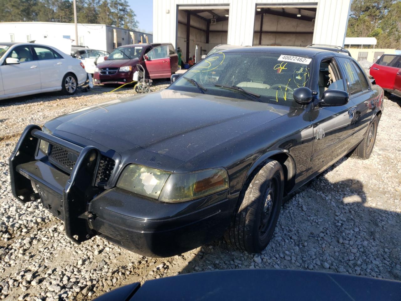 Photo 2 from auction – 2008 FORD CROWN VICT with VIN 2FAFP71V18X138514
