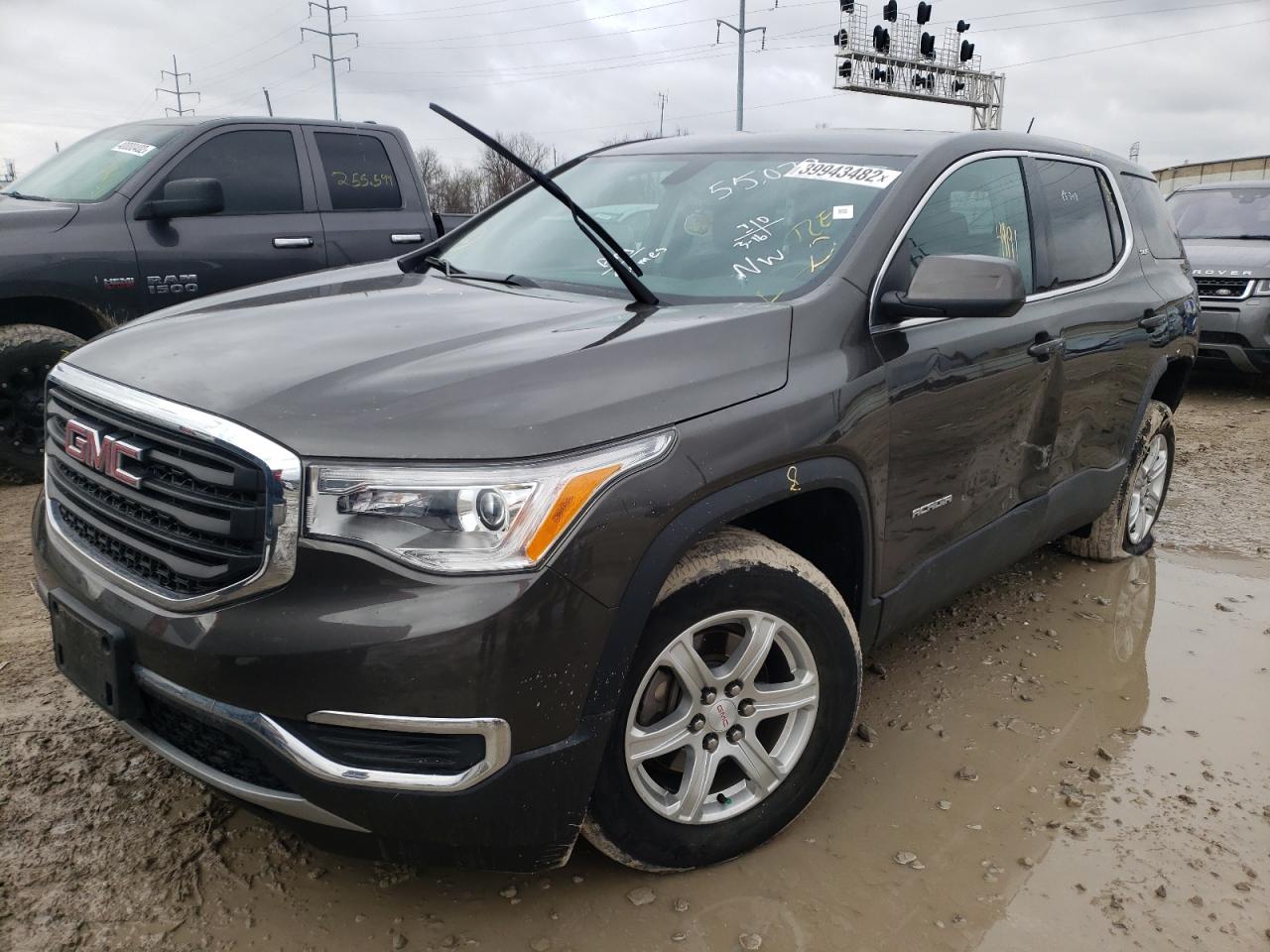 Photo 2 from auction – 2019 GMC ACADIA SLE with VIN 1GKKNKLAXKZ122877