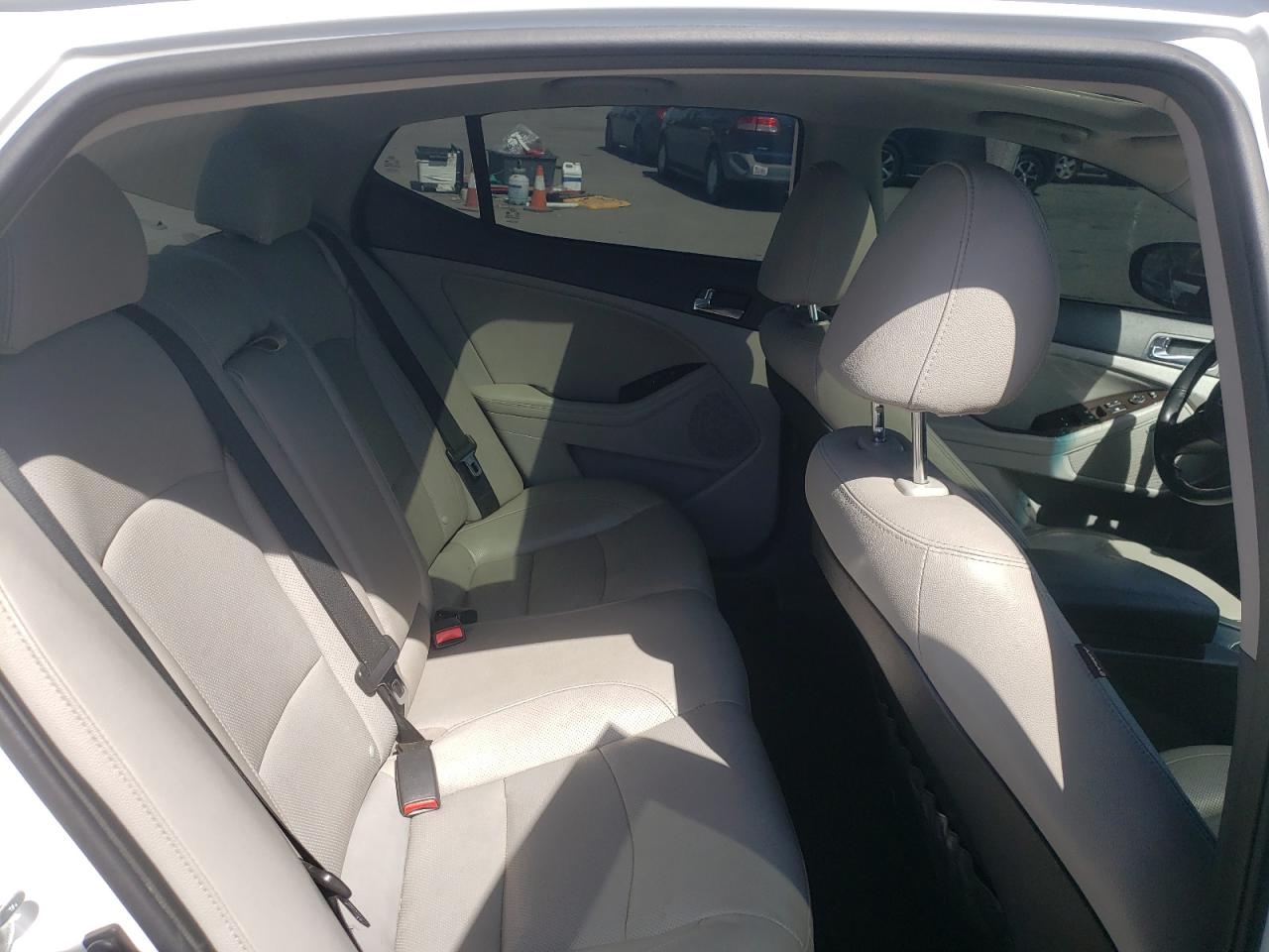 Photo 6 from auction – 2015 KIA OPTIMA EX with VIN 5XXGN4A73FG384401