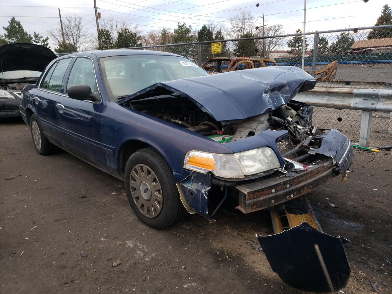 FORD CROWN VICT 2005 with VIN 2FAFP71W85X113601 - Photo from auction