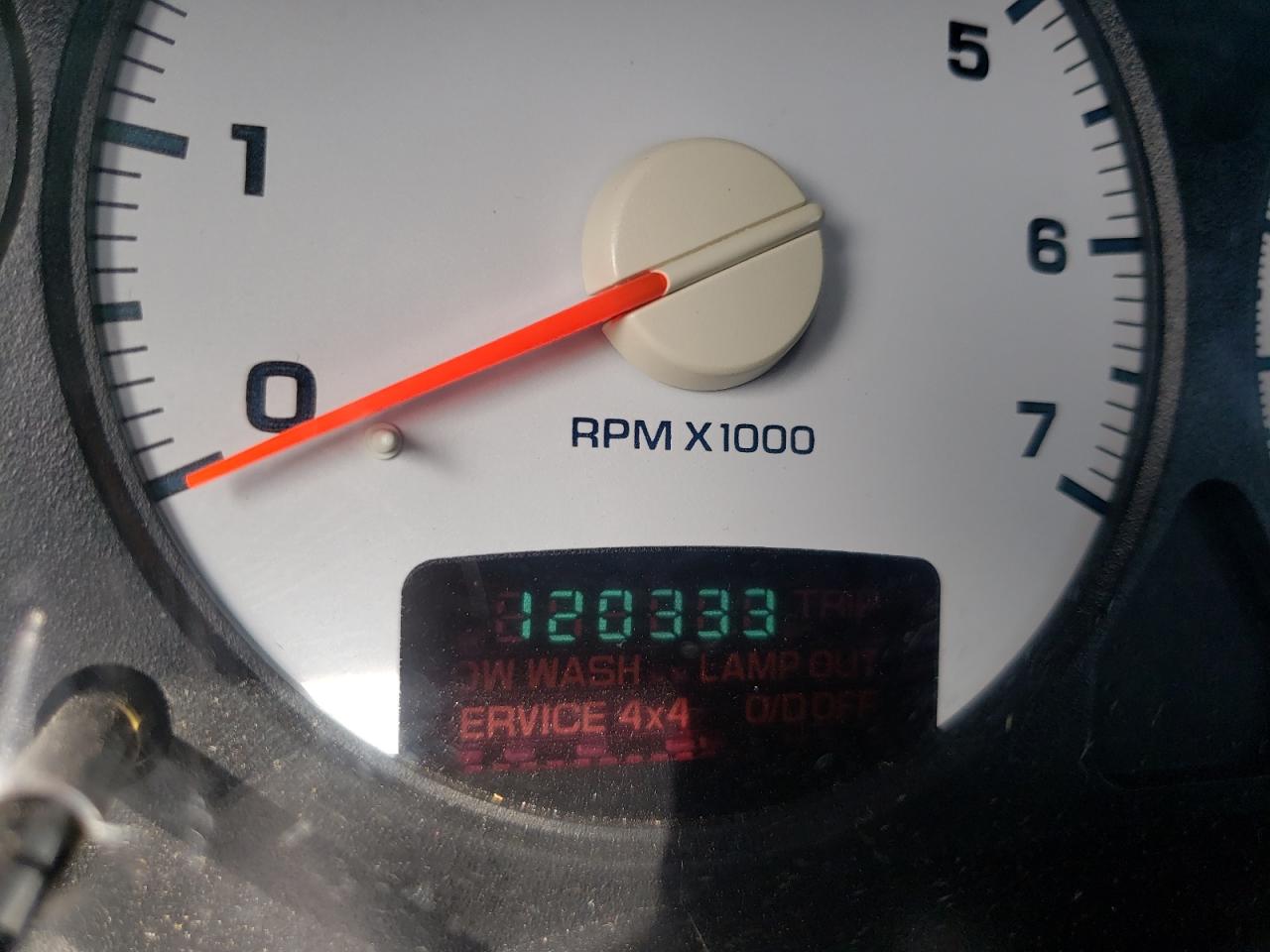 Photo 8 from auction – 2003 DODGE RAM 1500 S with VIN 1D7HU18NX3S207071
