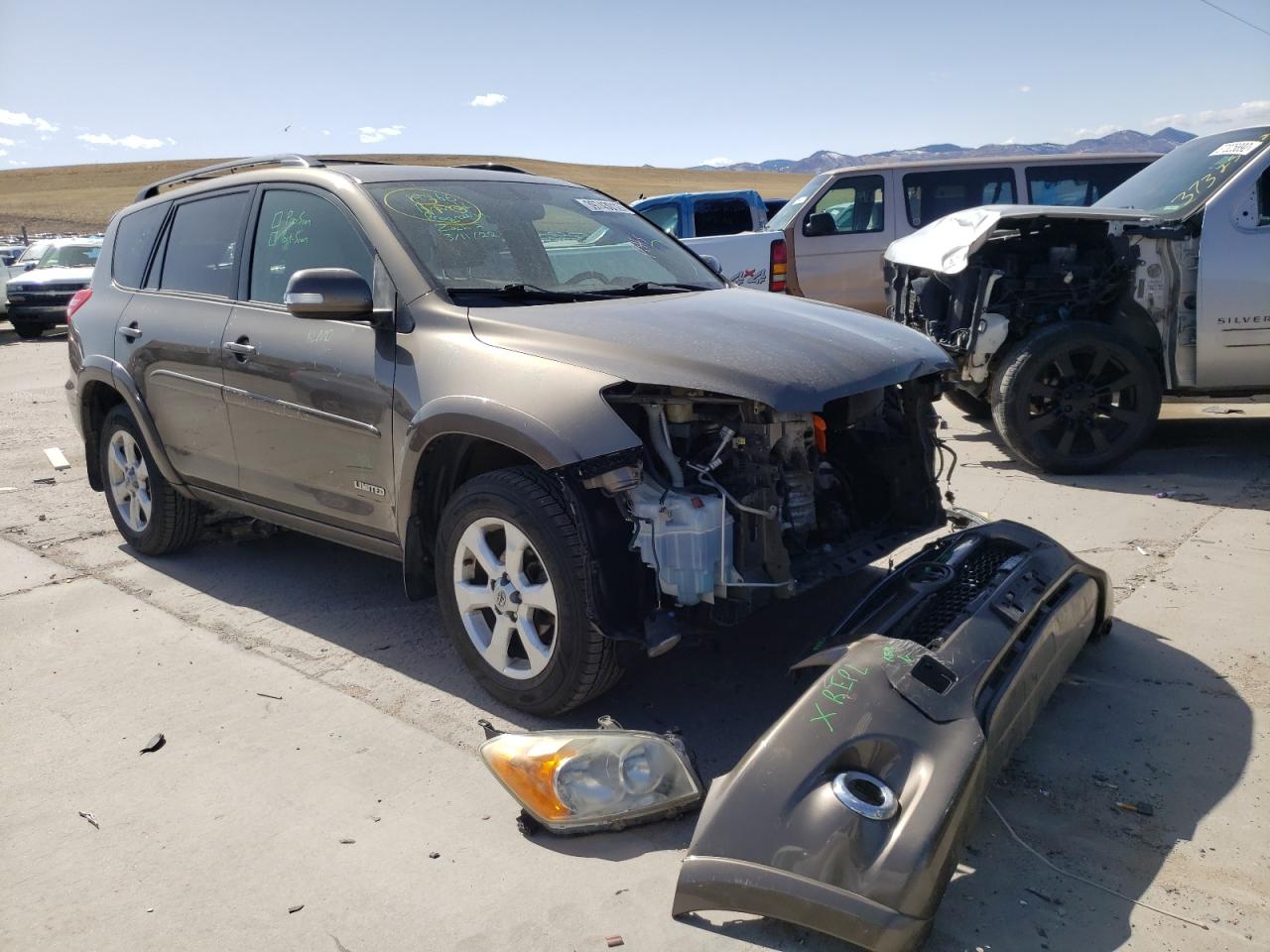 TOYOTA RAV4 LIMIT 2010 with VIN JTMDF4DV5A5030841 - Photo from auction