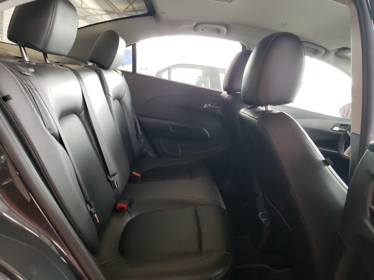 Photo 6 from auction – 2019 CHEVROLET SONIC PREM with VIN 1G1JF5SB1K4123695