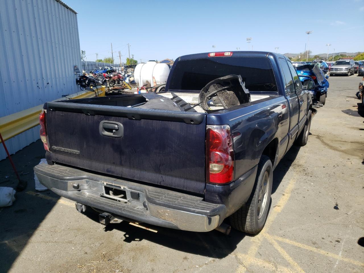Photo 4 from auction – 2006 CHEVROLET SILVERADO with VIN 1GCEC19VX6Z123634
