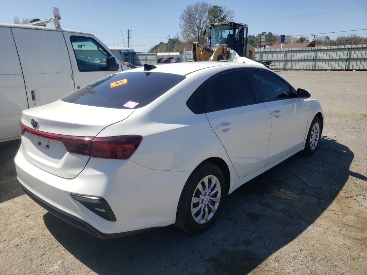 Photo 4 from auction – 2019 KIA FORTE FE with VIN 3KPF24AD7KE006725