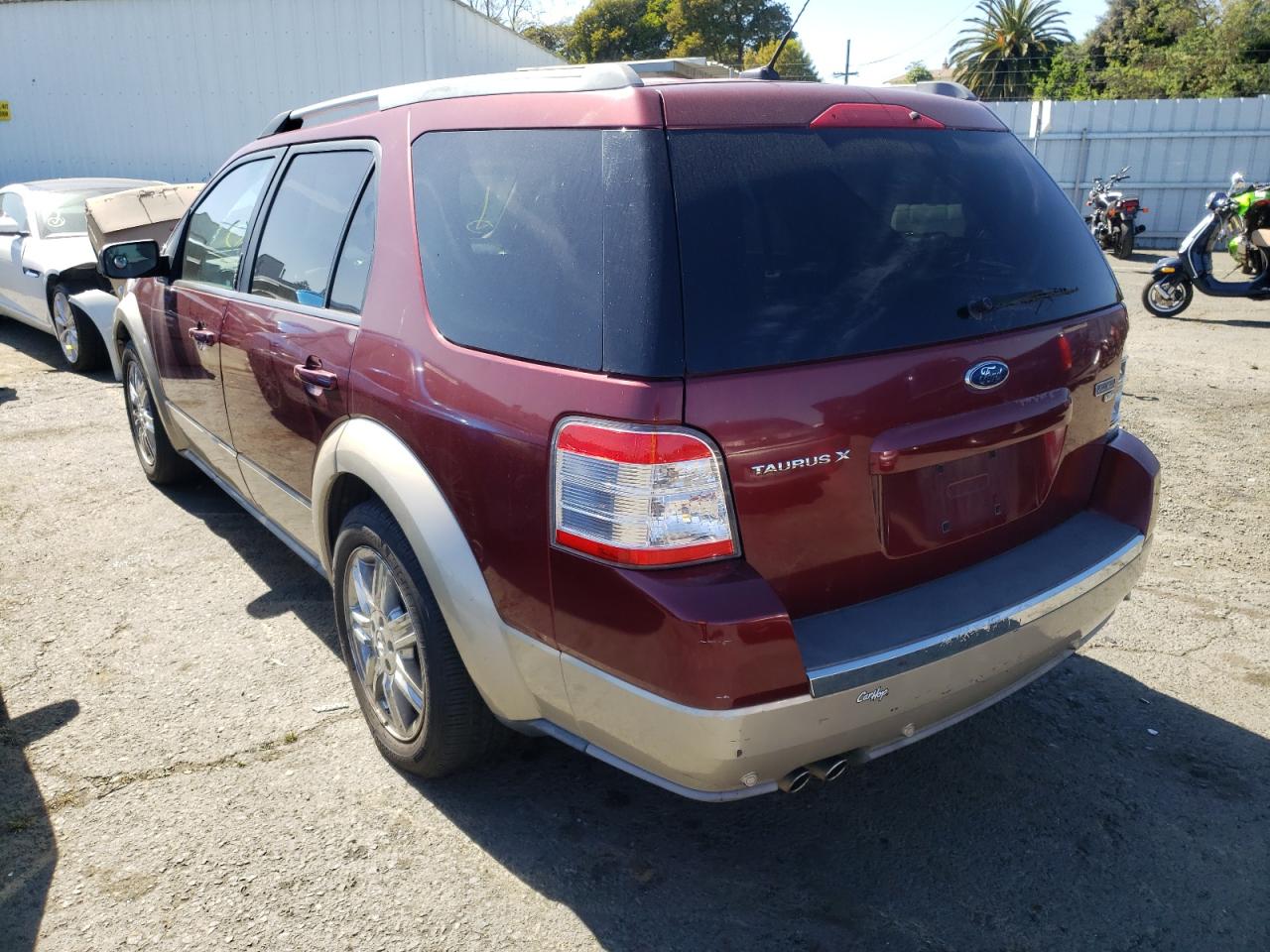 Photo 3 from auction – 2008 FORD TAURUS X E with VIN 1FMDK08W88GA31063