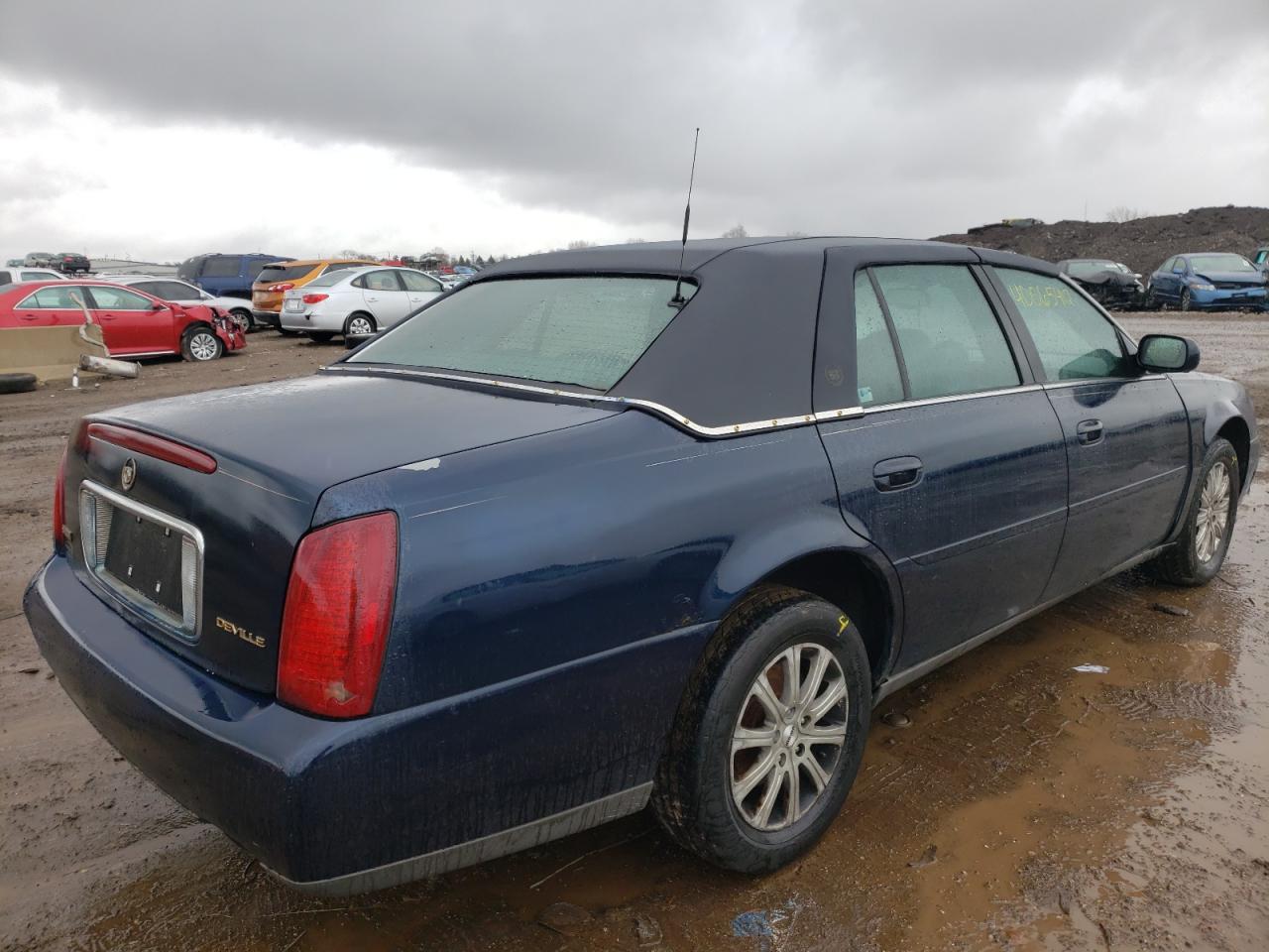 Photo 4 from auction – 2004 CADILLAC DEVILLE with VIN 1G6KD54Y84U176628