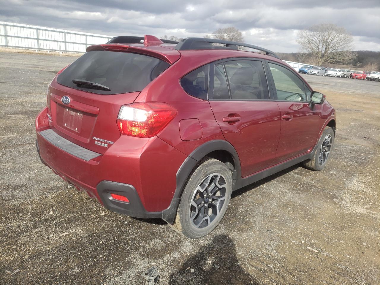 Photo 4 from auction – 2016 SUBARU CROSSTREK with VIN JF2GPAKC7GH312370