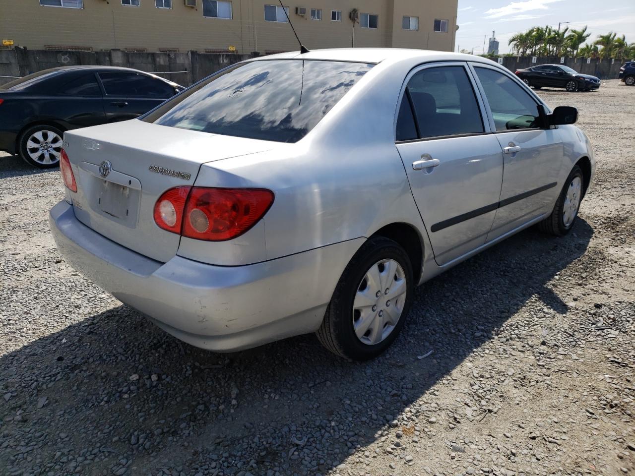 Photo 4 from auction – 2005 TOYOTA COROLLA CE with VIN 2T1BR32E55C416521