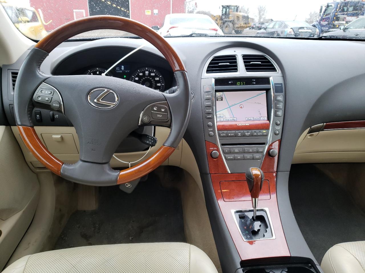Photo 9 from auction – 2010 LEXUS ES 350 with VIN JTHBK1EG1A2369534