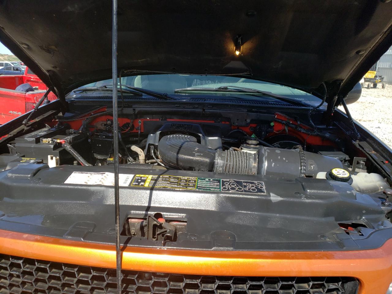 Photo 7 from auction – 2002 FORD F150 with VIN 1FTRX18L82NA90186