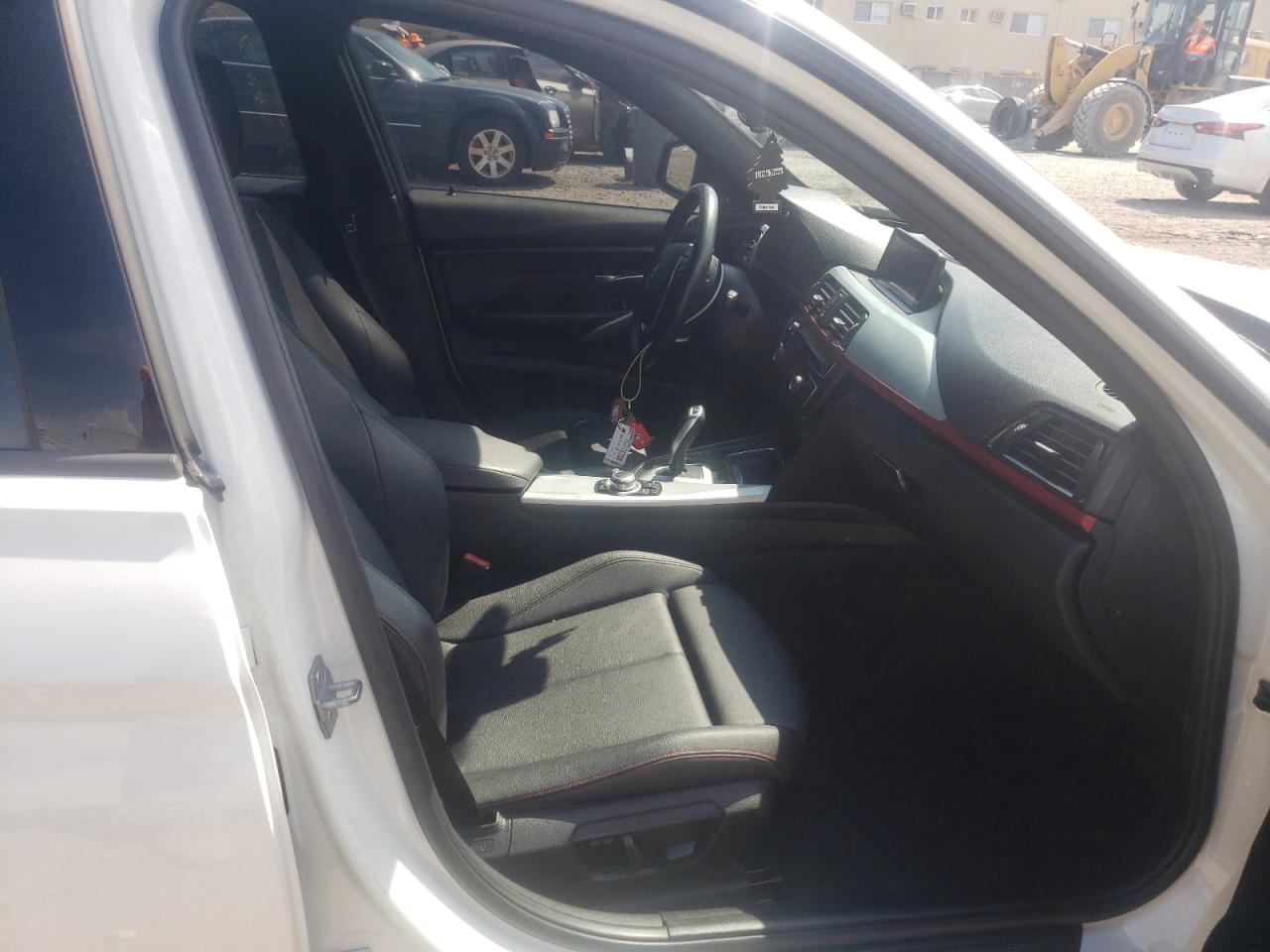 Photo 5 from auction – 2013 BMW 328 I with VIN WBA3A5C58DJ461734