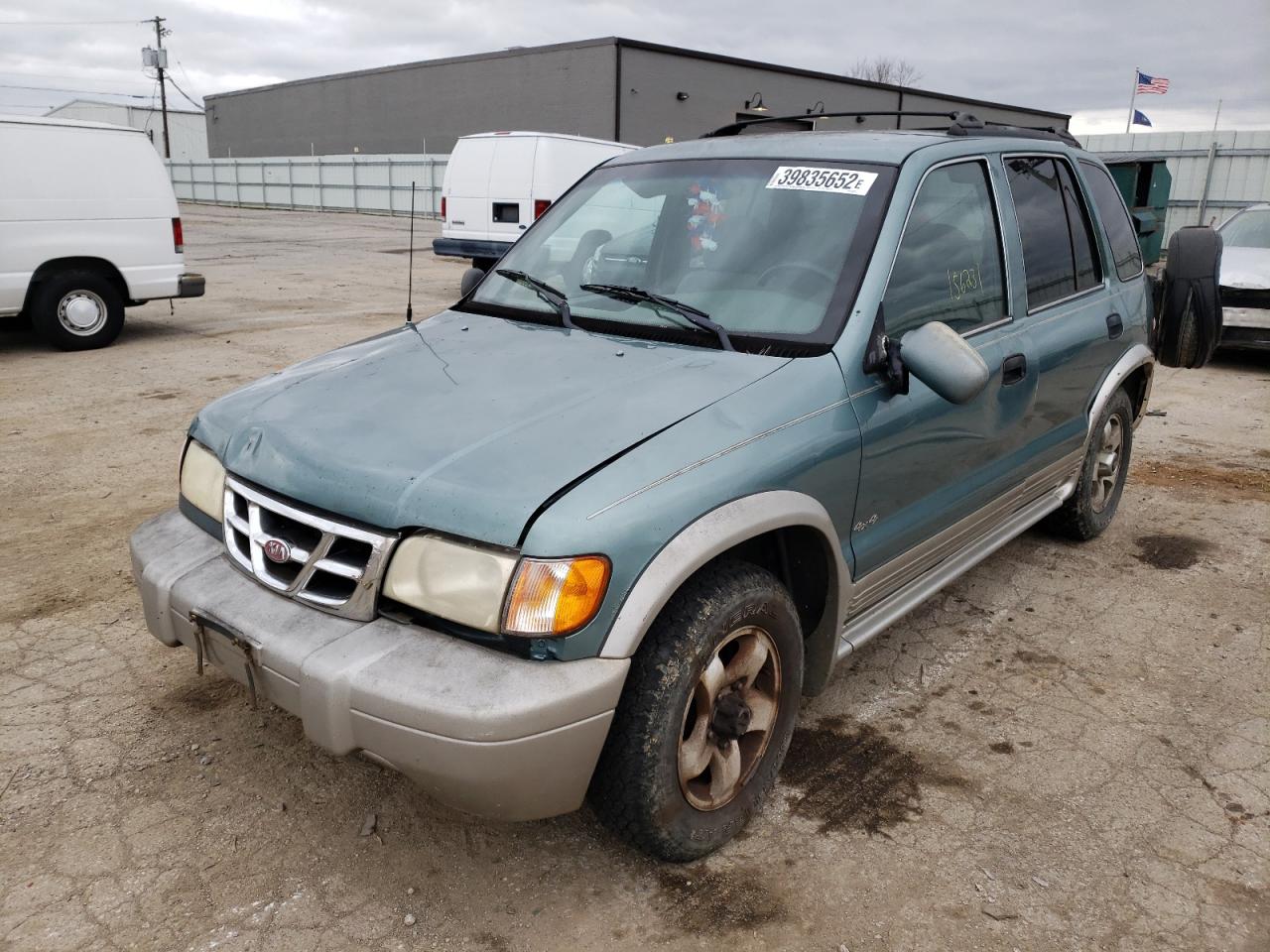 Photo 2 from auction – 2000 KIA SPORTAGE with VIN KNDJA7238Y5656236