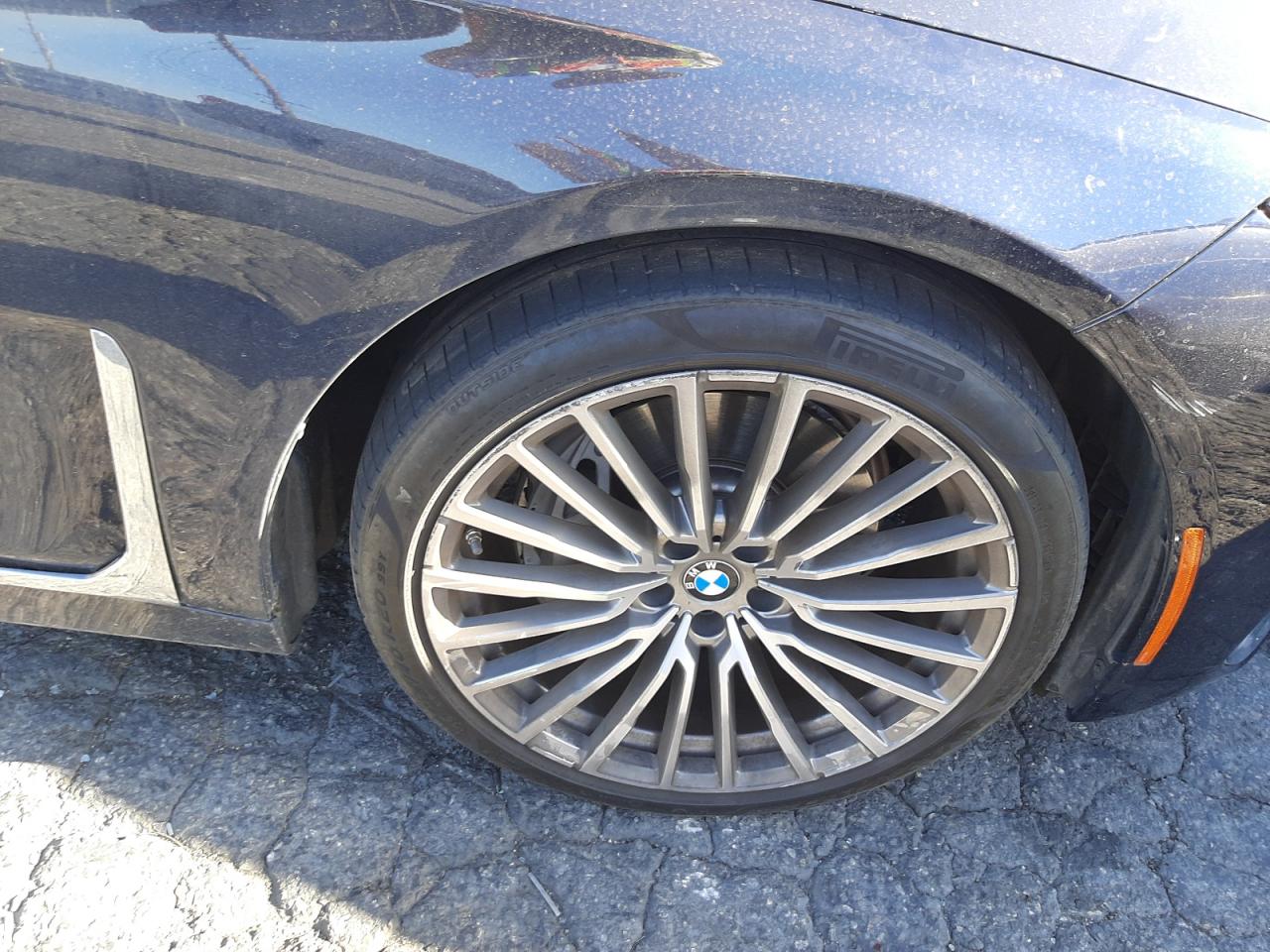 Photo 9 from auction – 2020 BMW 740 I with VIN WBA7T2C01LGL17162