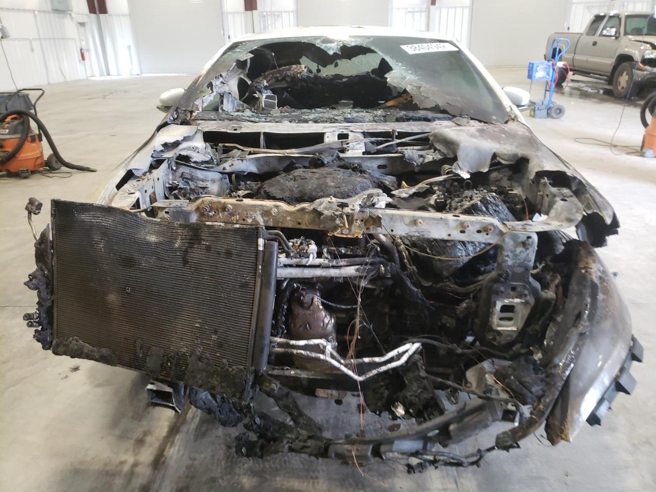 Photo 9 from auction – 2015 CHRYSLER 200 C with VIN 1C3CCCCG5FN693713
