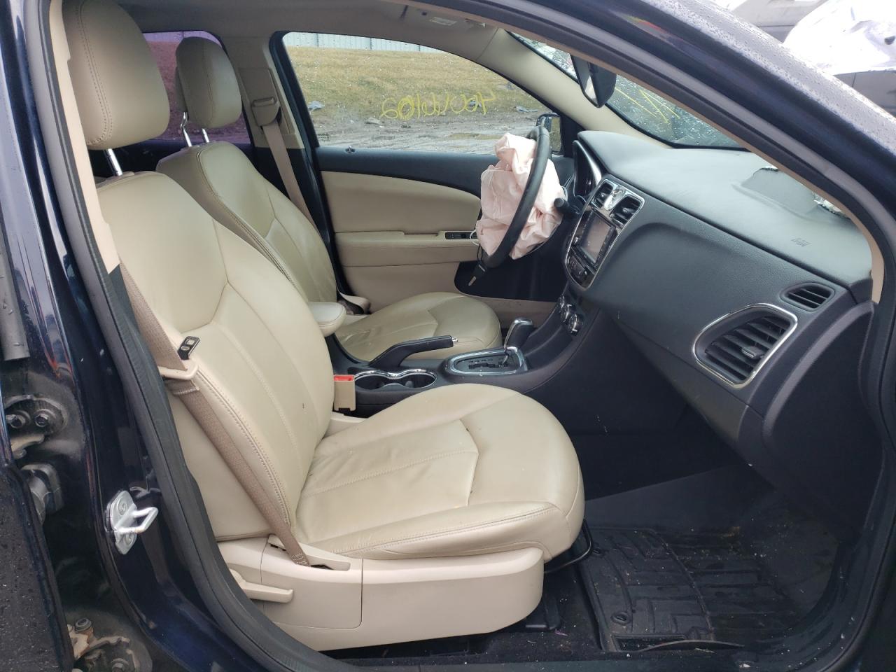Photo 5 from auction – 2012 CHRYSLER 200 LIMITE with VIN 1C3CCBCBXCN188132