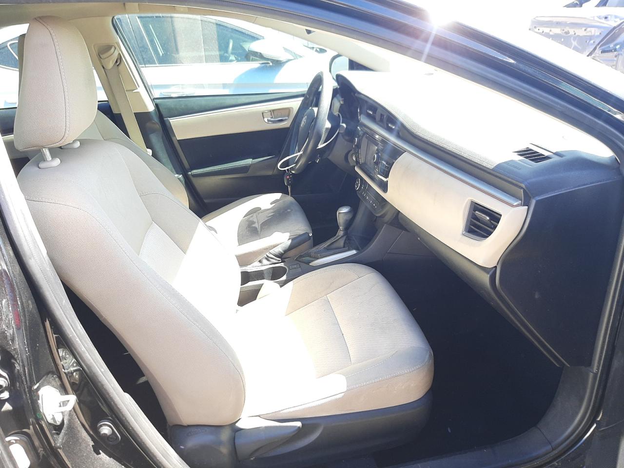 Photo 5 from auction – 2014 TOYOTA COROLLA L with VIN 2T1BURHE4EC116705
