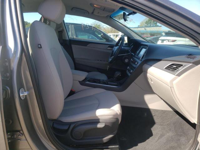 Photo 5 from auction – 2019 HYUNDAI SONATA SE with VIN 5NPE24AF7KH804196