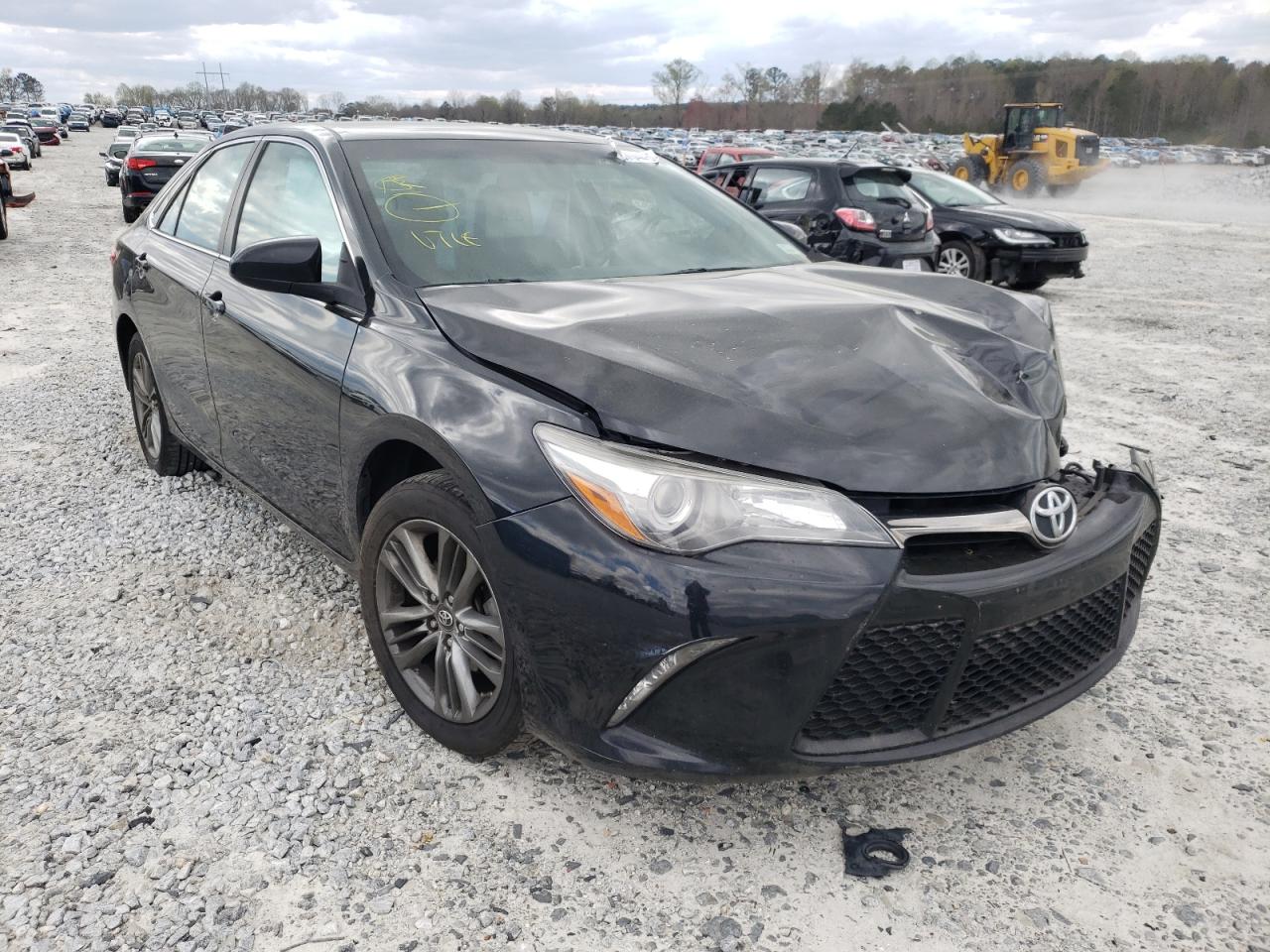 TOYOTA CAMRY LE 2017 with VIN 4T1BF1FK6HU418942 - Photo from auction