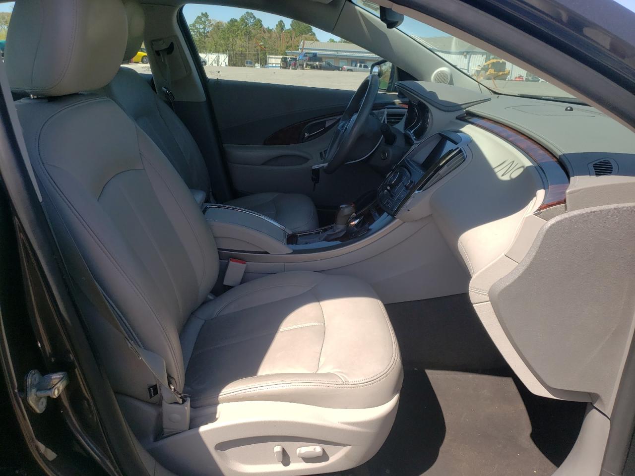 Photo 5 from auction – 2012 BUICK LACROSSE P with VIN 1G4GD5E32CF377560