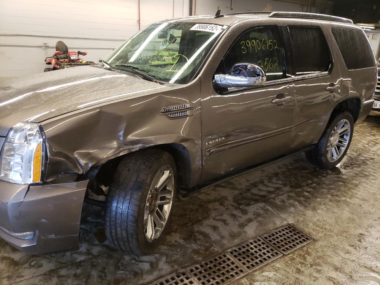 Photo 9 from auction – 2014 CADILLAC ESCALADE P with VIN 1GYS4CEF9ER100347