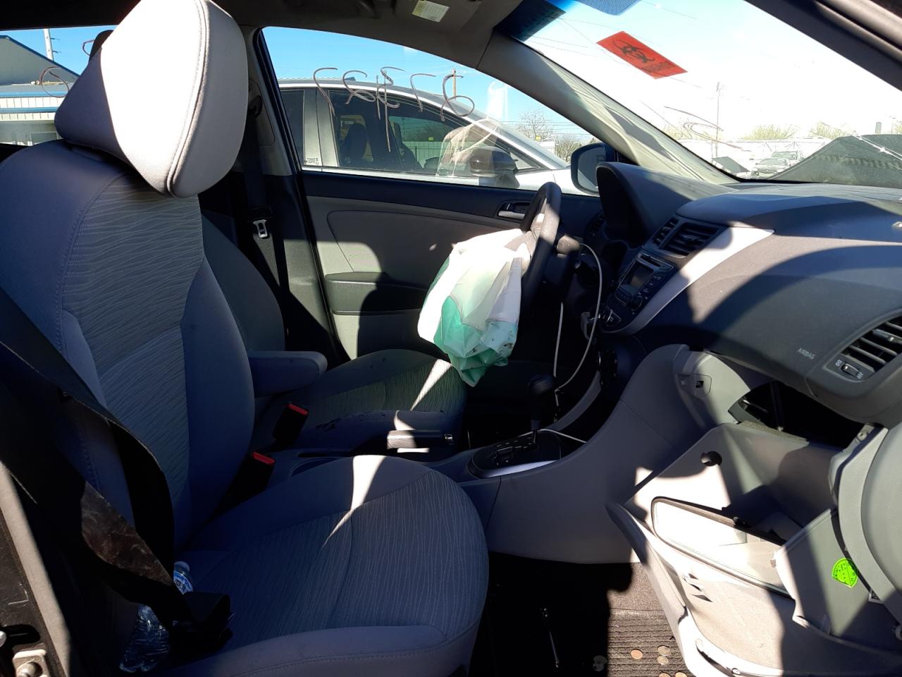 Photo 5 from auction – 2017 HYUNDAI ACCENT SE with VIN KMHCT5AE8HU349631