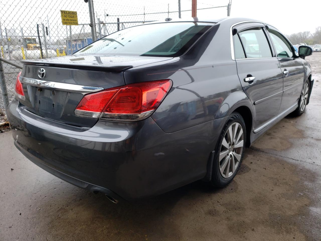 Foto 4 de la subasta – 2011 TOYOTA AVALON BAS con VIN 4T1BK3DB8BU431564