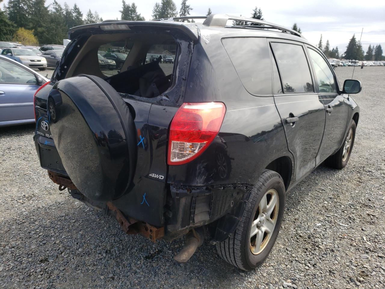 Photo 4 from auction – 2007 TOYOTA RAV4 with VIN JTMBD33VX76025730