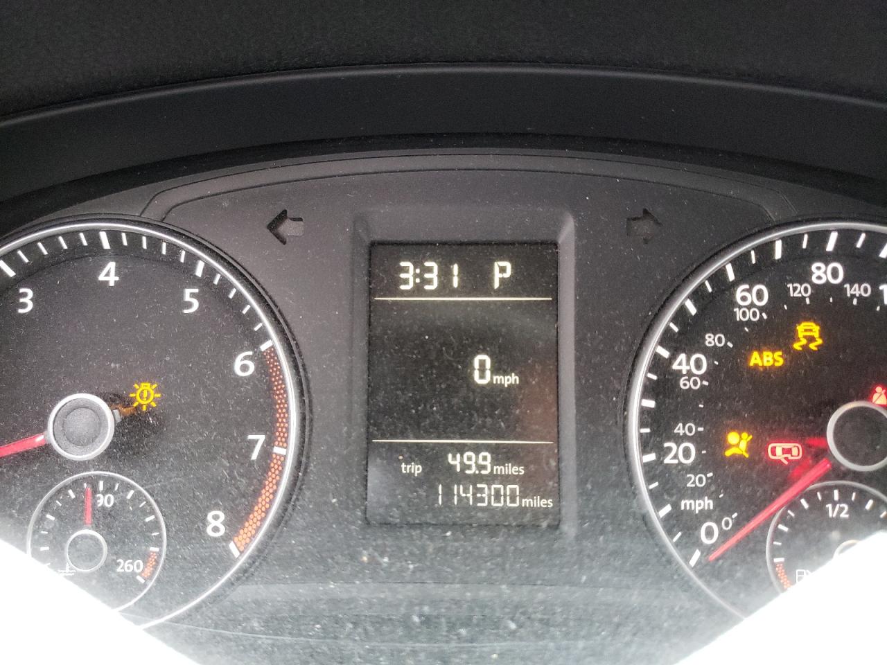 Photo 8 from auction – 2013 VOLKSWAGEN PASSAT S with VIN 1VWAP7A31DC071680