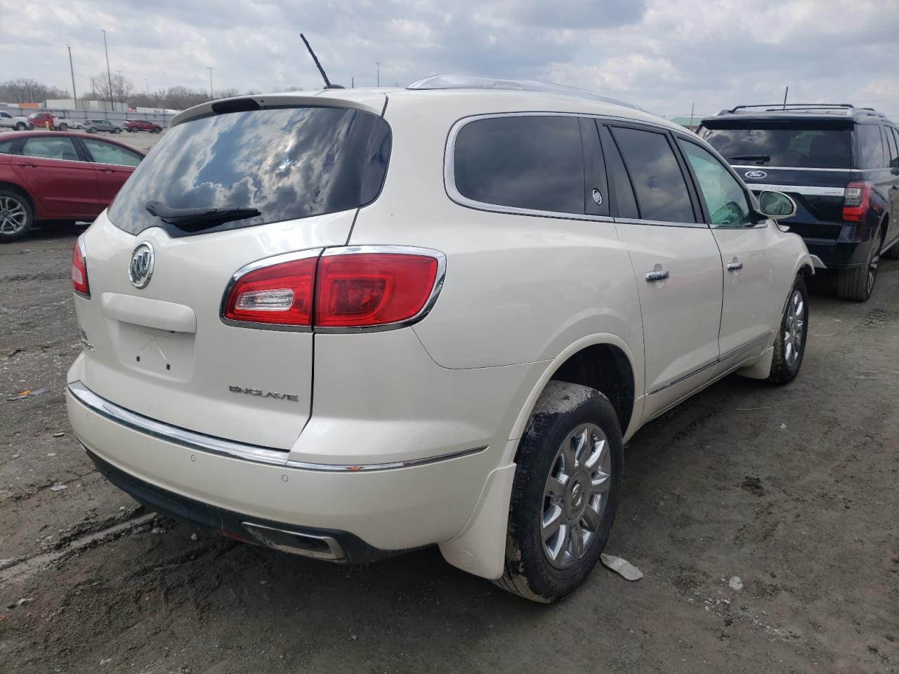 Photo 4 from auction – 2014 BUICK ENCLAVE with VIN 5GAKRBKD1EJ333241