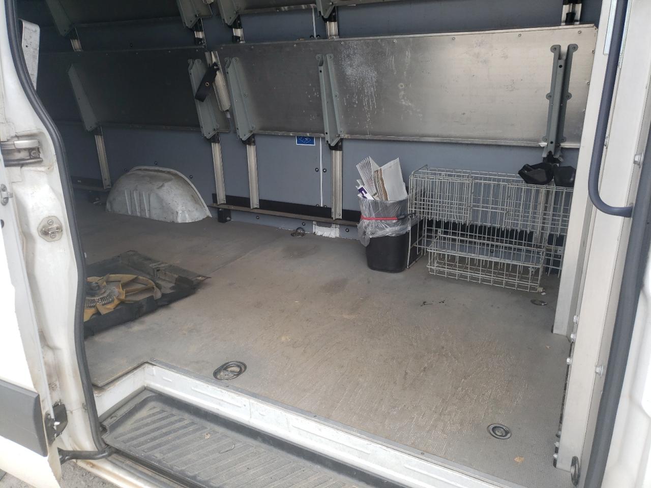 Photo 6 from auction – 2011 MERCEDES-BENZ SPRINTER 2 with VIN WD3PE8CB6B5590149