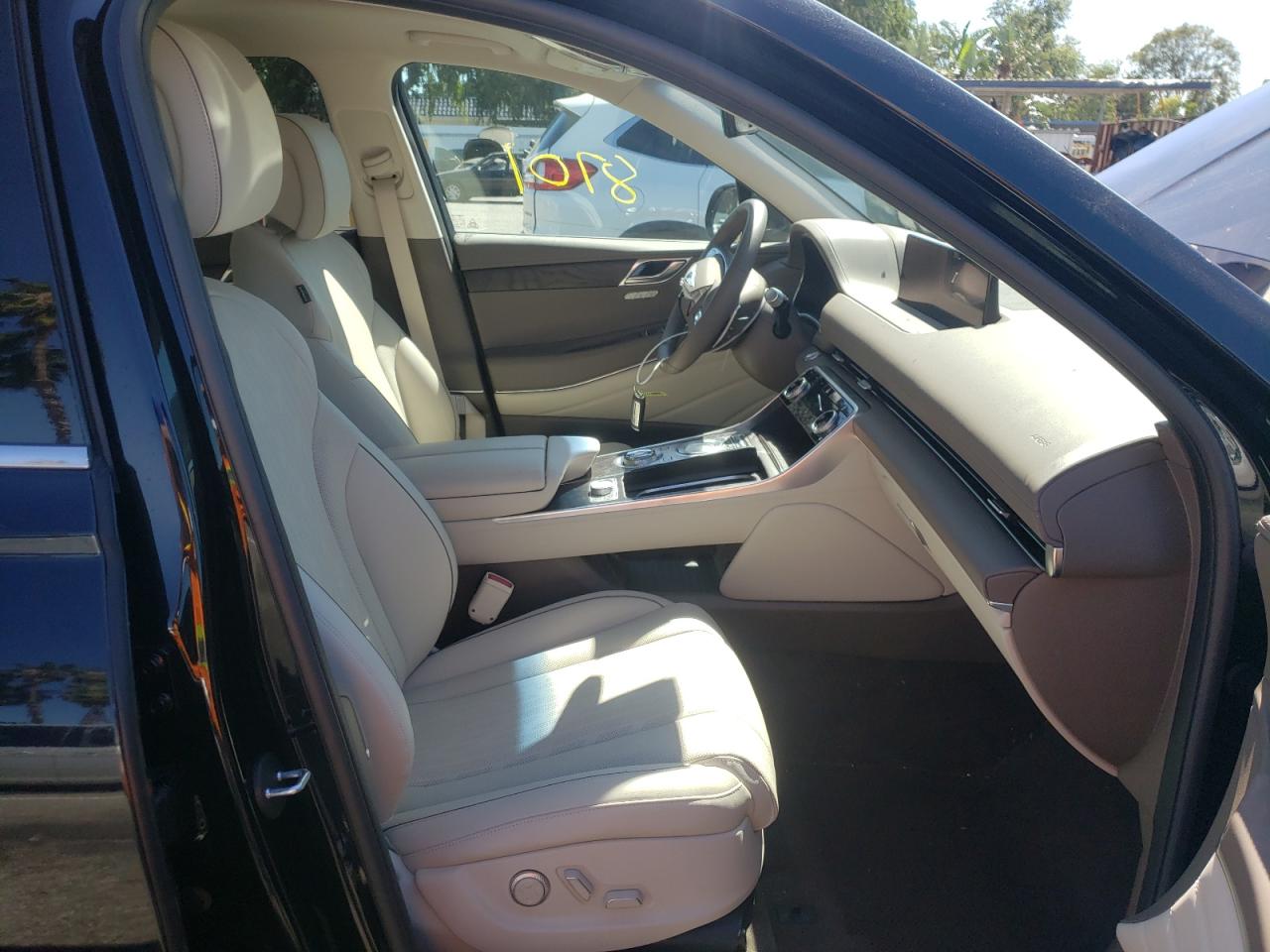 Photo 5 from auction – 2021 GENESIS GV80 BASE with VIN KMUHCESC5MU053058