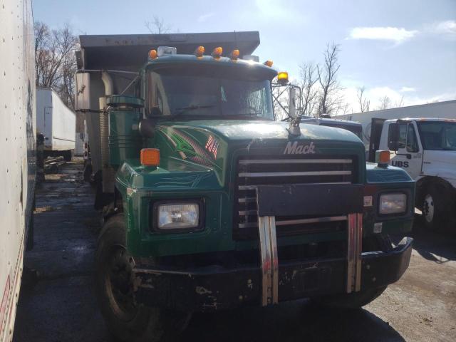 MACK 600 RD688 2000 with VIN 1M2P270C9YM054036 - Photo from auction