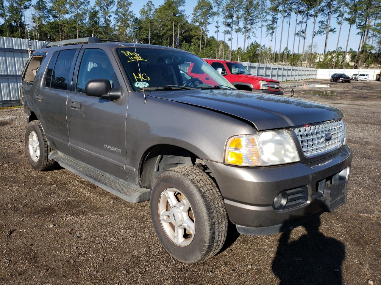 FORD EXPLORER X 2005 with VIN 1FMZU63K05UA85090 - Photo from auction