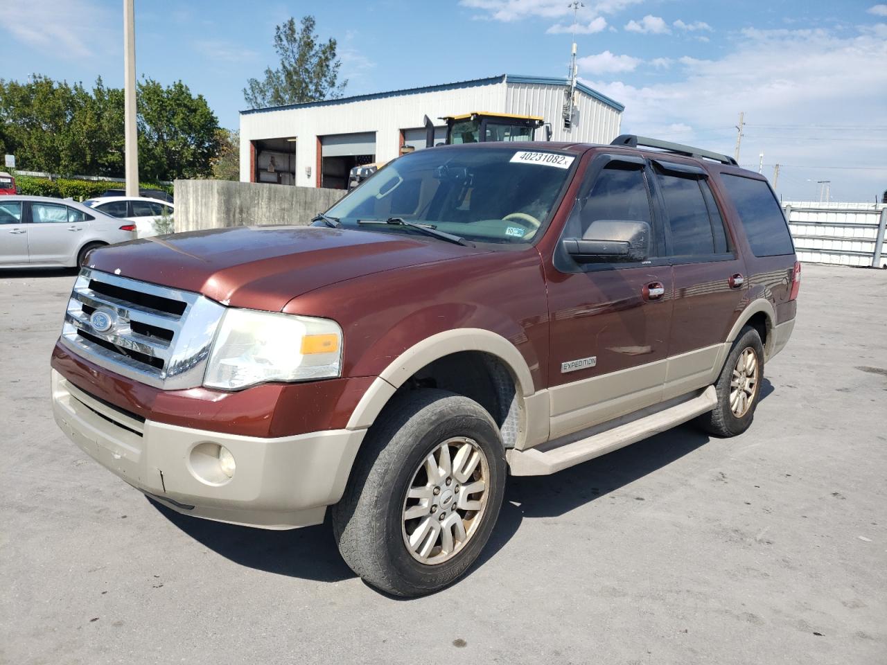 Photo 2 from auction – 2007 FORD EXPEDITION with VIN 1FMFU17507LA52206