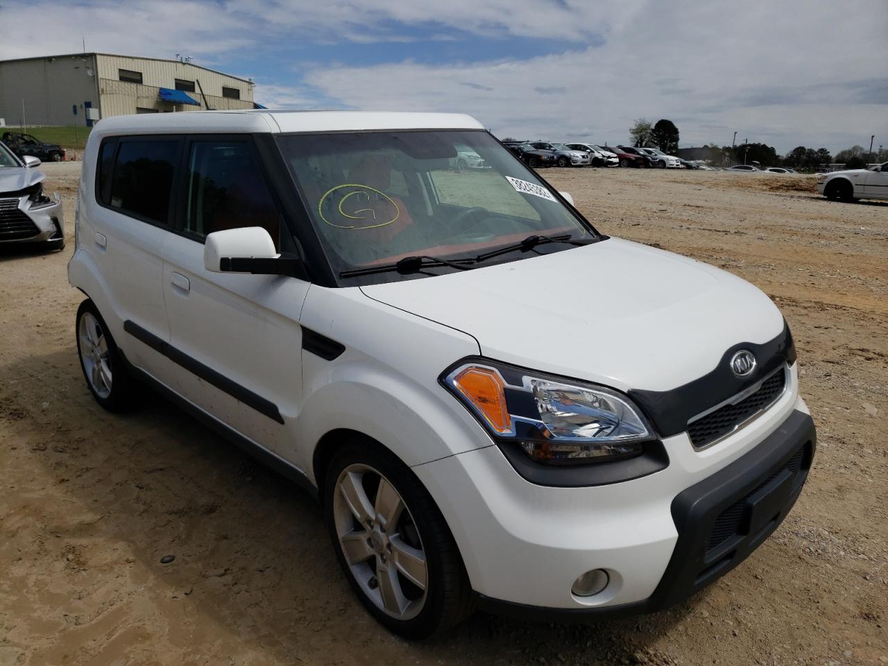 KIA SOUL 2010 with VIN KNDJT2A21A7052589 - Photo from auction