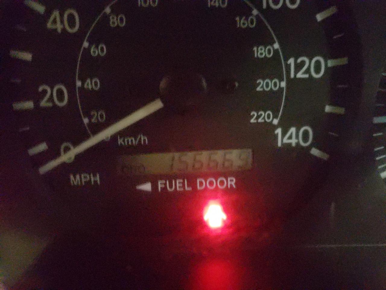 Photo 8 from auction – 2000 TOYOTA CAMRY CE with VIN JT2BG22K3Y0471885
