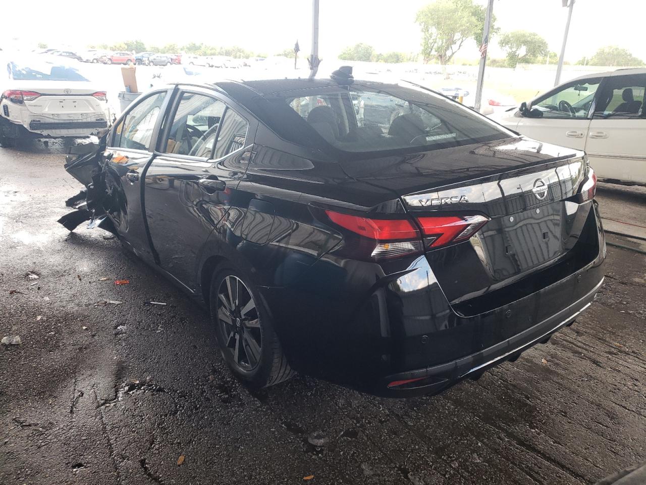 Photo 3 from auction – 2021 NISSAN VERSA SV with VIN 3N1CN8EV3ML847138